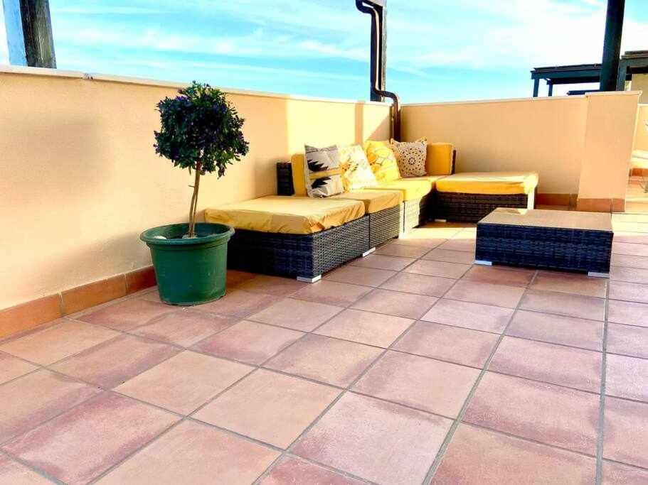 Sea View And Mountains By Solymar Holiday Torre Del Mar Luaran gambar